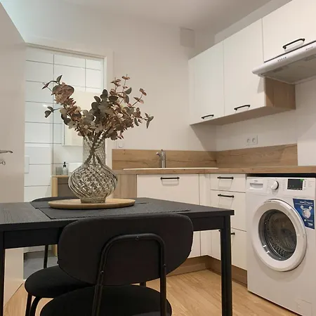 A - 2 Min Du Centre-ville, 3 Min De La Gare Apartment